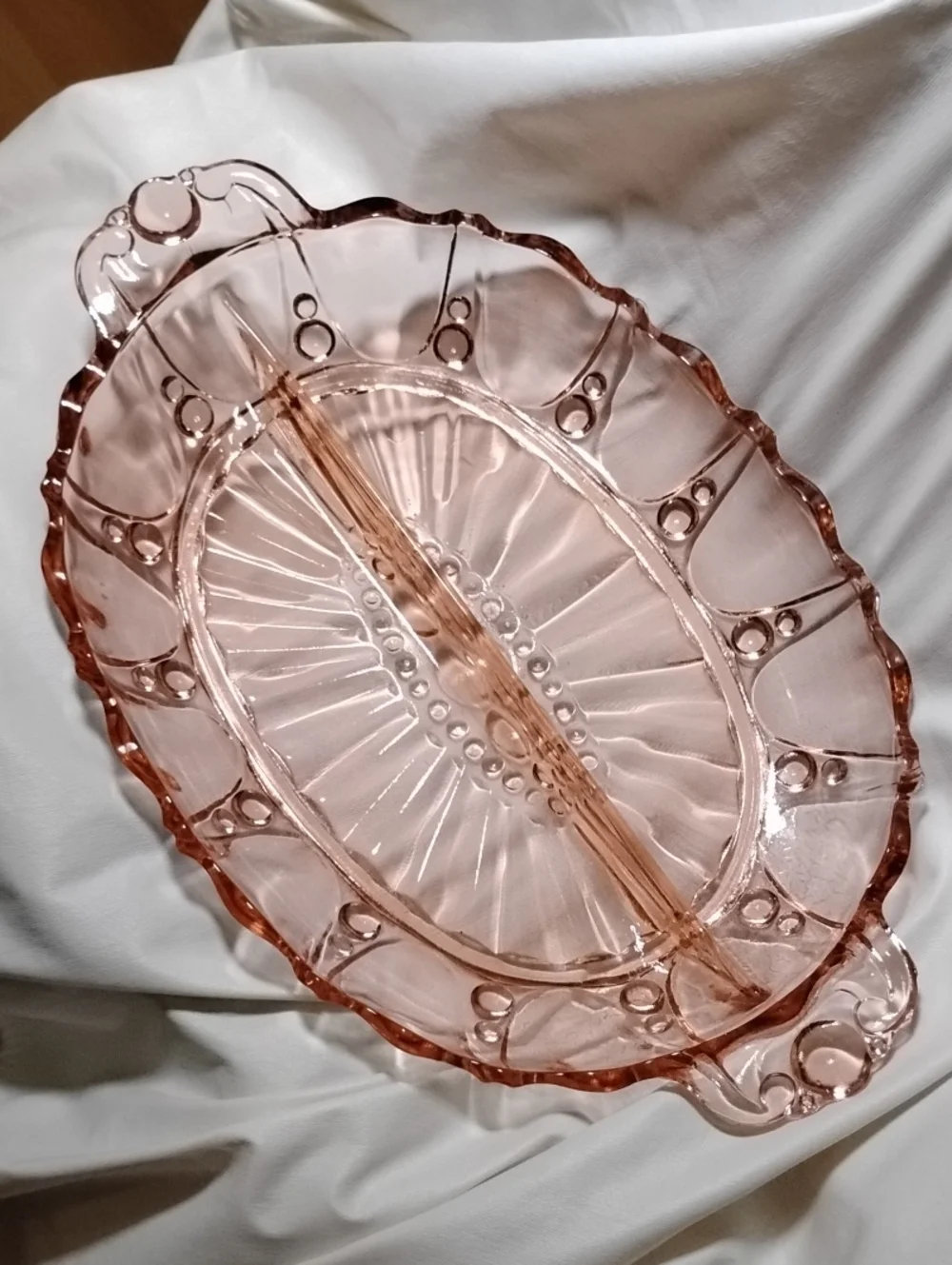 divided oval pink Depression Glass Oyster & Pearl Relish Dish Anchor Hocking Vtg